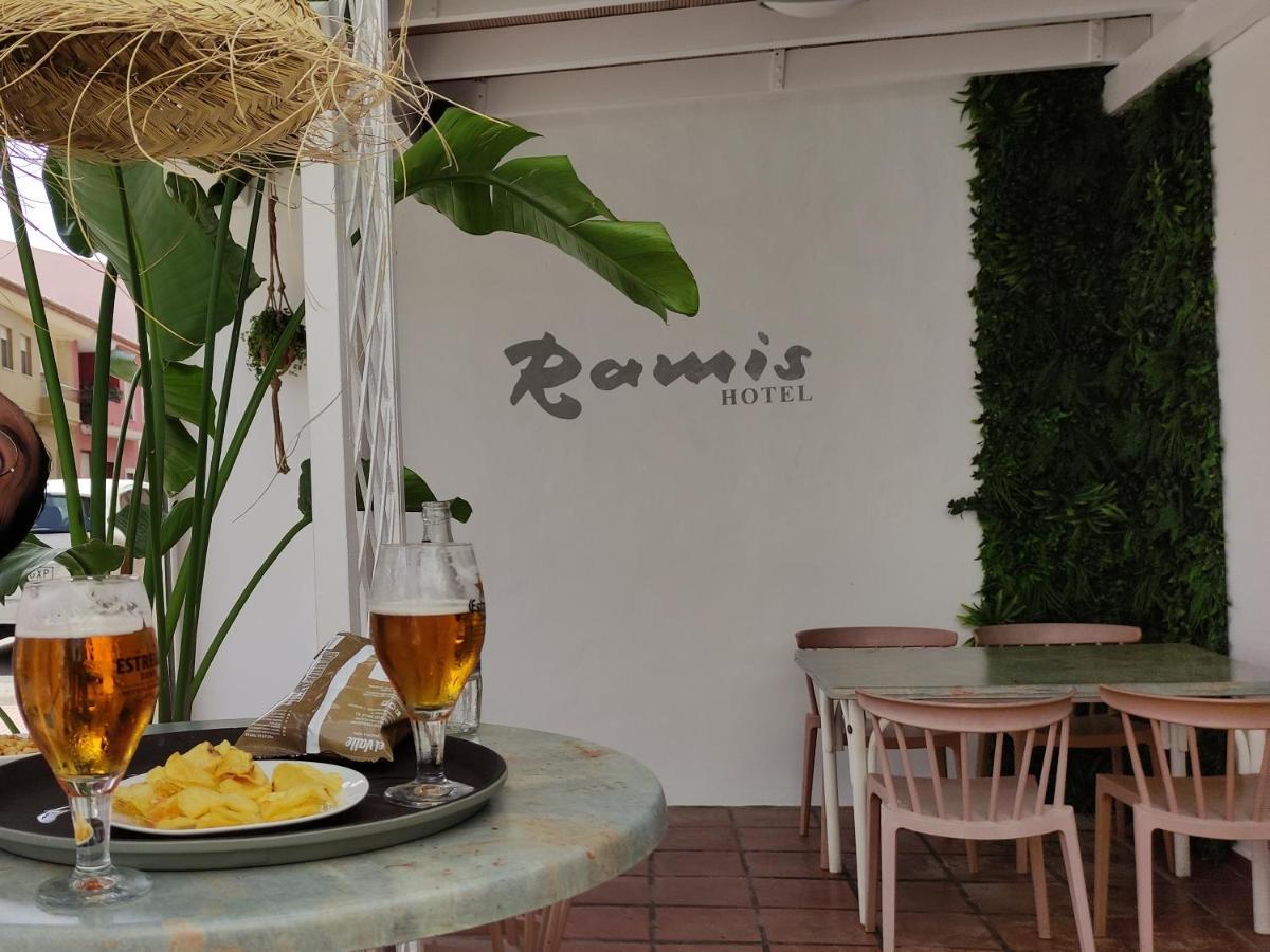 Hotel Ramis Fundado En 1969 Ondara Kültér fotó